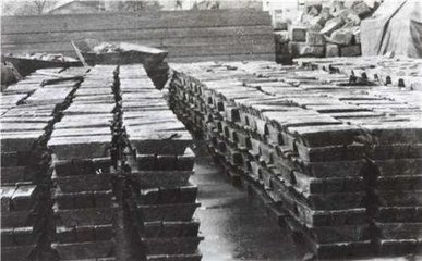 要說(shuō)歷史上的1萬(wàn)噸商船 載1000億貨物沉沒(méi) 解放軍出動(dòng)4萬(wàn)兵力打撈3年